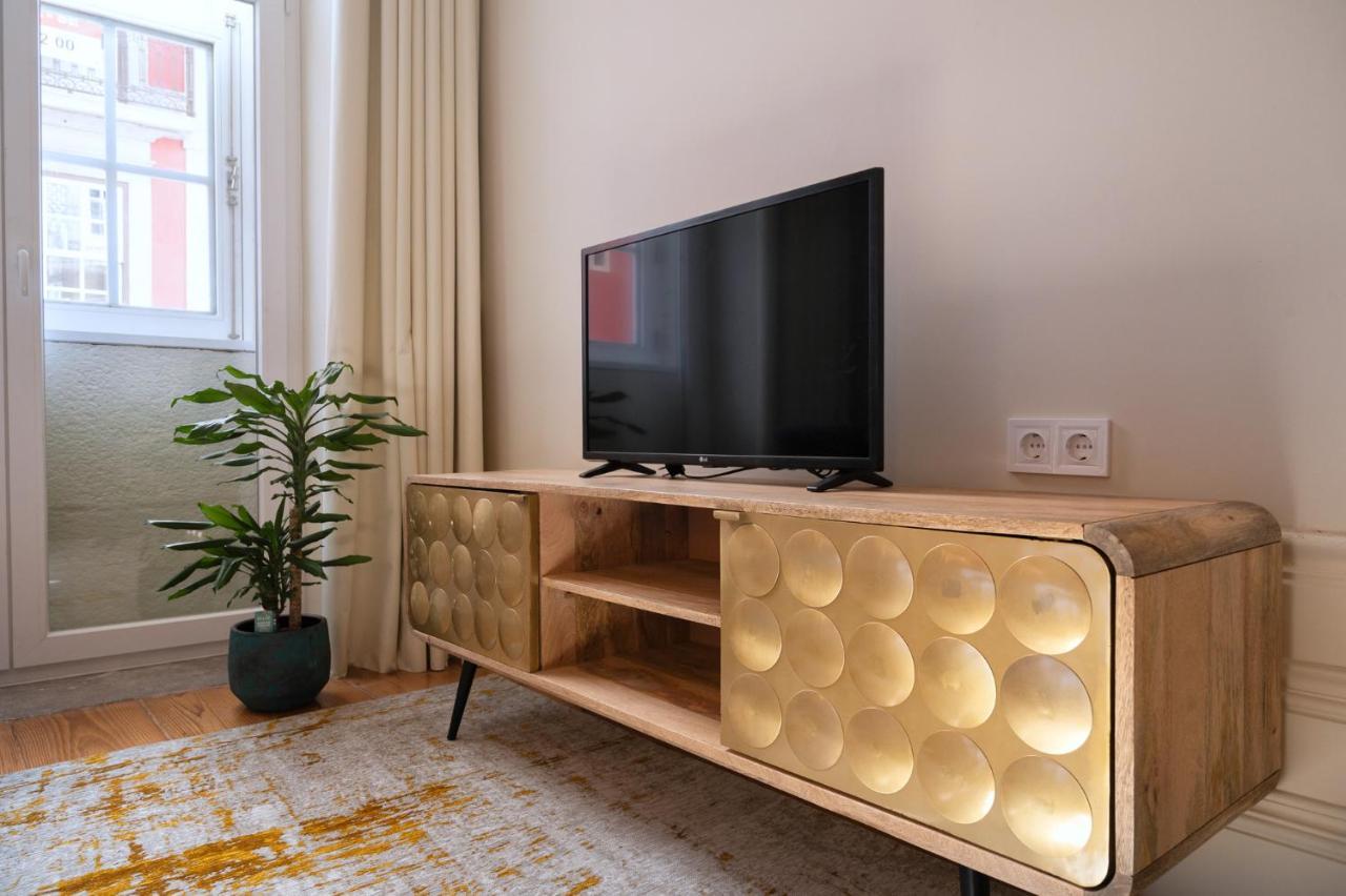 Cardosas Gem - Historic Ap 1F Apartment Porto Bagian luar foto