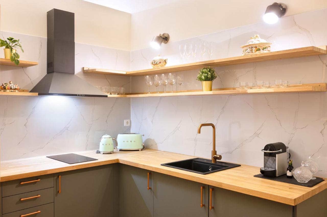 Cardosas Gem - Historic Ap 1F Apartment Porto Bagian luar foto